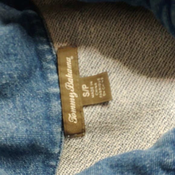 Tommy Bahama 3/4 Zip Up Pullover - Picture 3 of 4
